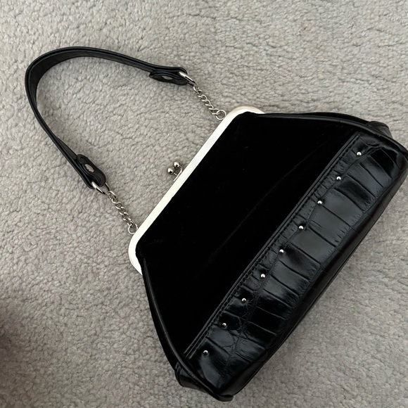 Vintage Black Purse - Picture 5 of 5